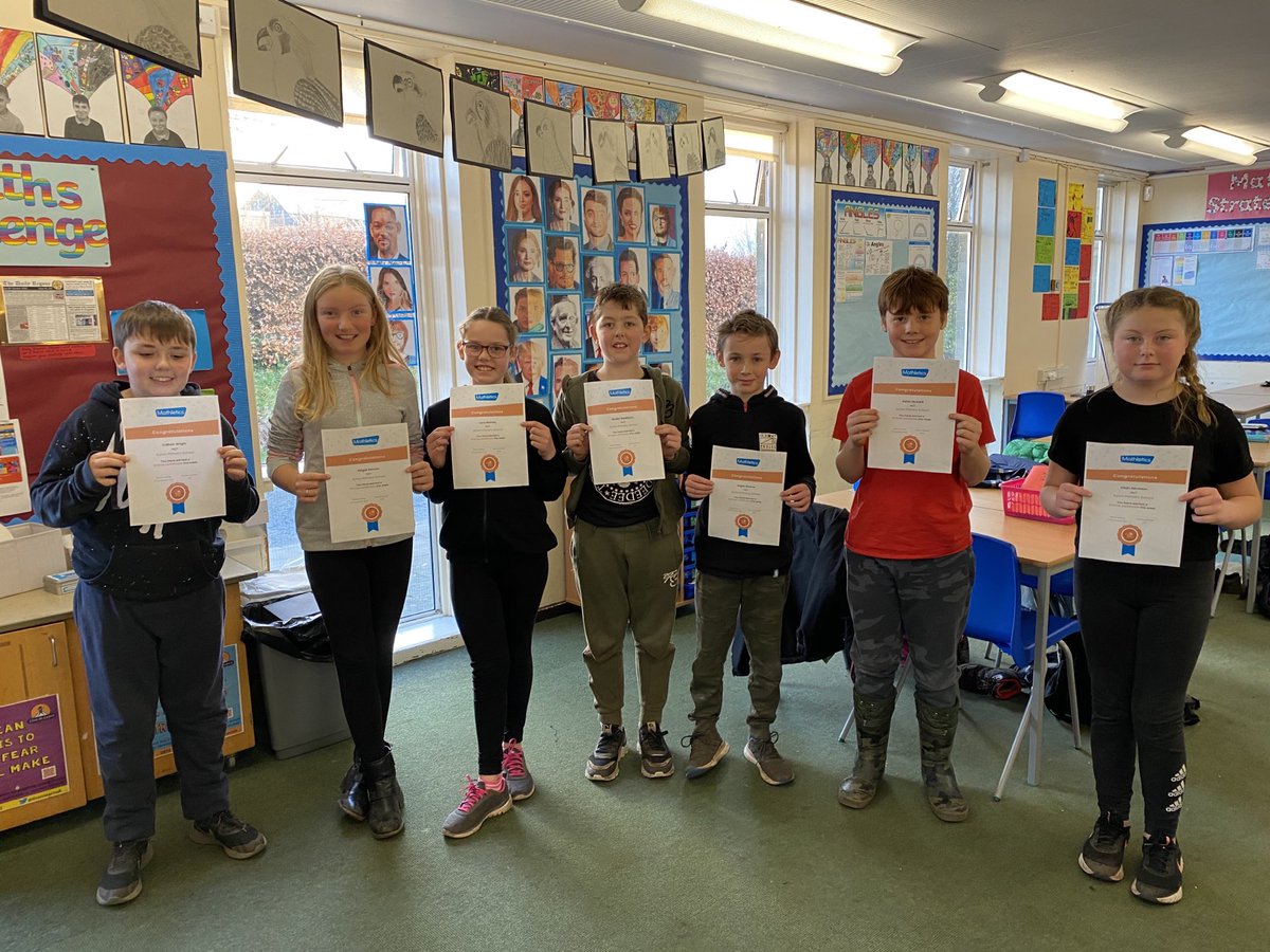 AytonPrimary's tweet photo. Certificate winners this week... https://t.co/UgPG1LDFh4