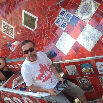 catalogo1075's tweet photo. *REPROGRAMADO*

Desde #Caetano hasta #ElzaSoares, pasando por #Liniker e #OsCaramelows, celebramos la #MusicaBrasilera de la mano de @charlyolmo, alma máter de Brasil sin escala.

A partir de las 12 #AlegriaNaoTemFim en #CatalogoInvita de @catalogo1075, por @radioulaplata https://t.co/jfu5zZLtsb