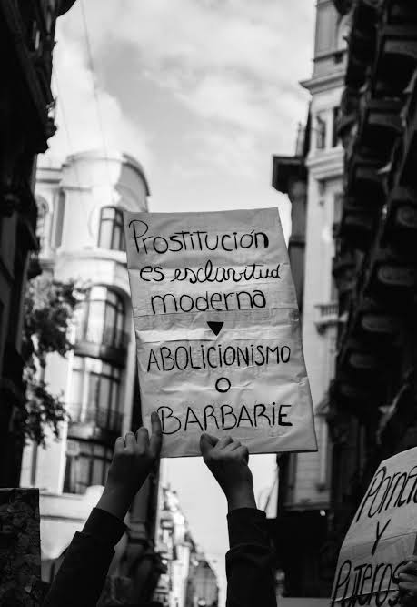 Rowena♀️ tweet media