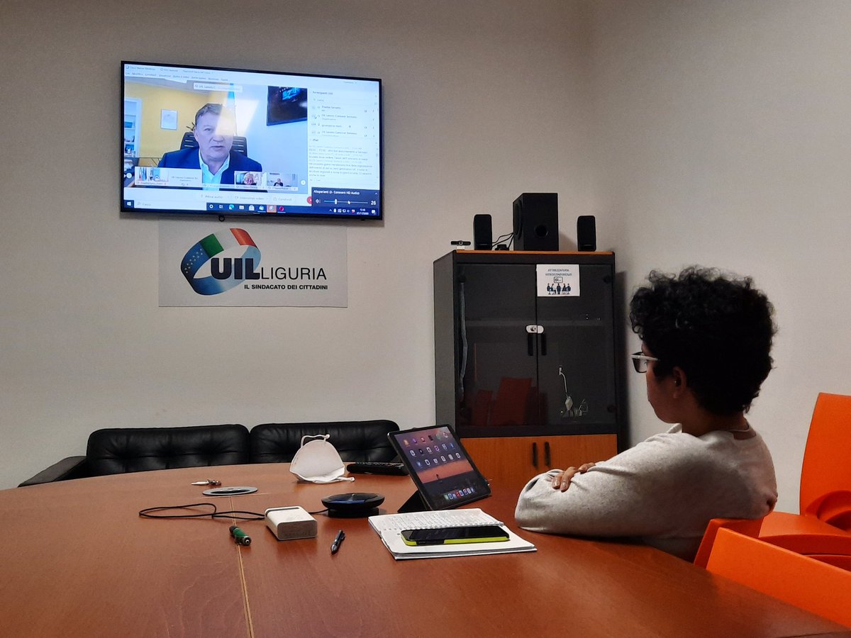 <a href="/PpBombardieri/">Pierpaolo Bombardieri</a> segretario generale <a href="/UILofficial/">Uil Nazionale</a> interviene al Coordinamento nazionale  Pari Opportunita: 'Abbiamo bisogno di infrastrutture sociali che garantiscano le pari opportunità '. Con <a href="/sheebaservetto/">Sheeba</a> <a href="/SOstrica/">sonia ostrica</a> <a href="/IvanaVeronese/">Ivana Veronese</a> e tutte le altre componenti.