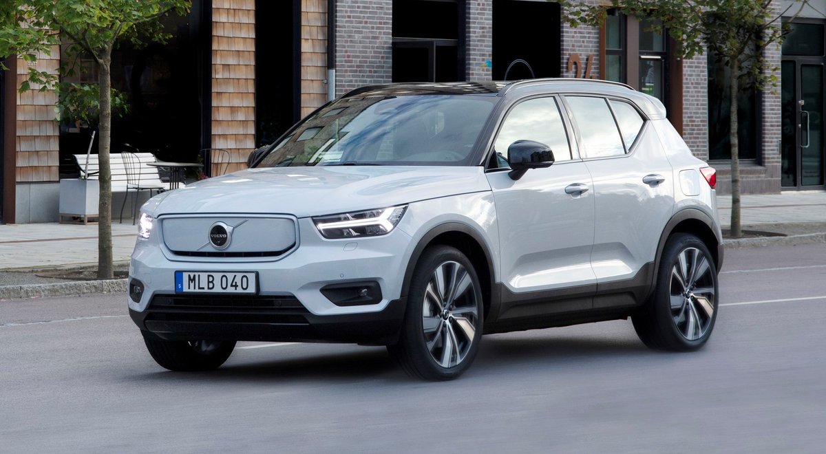 autocarindiamag's tweet photo. Along with sharing news about the S60, @volvocarsin has also confirmed it will launch the all-electric XC40 Recharge in India in 2021. https://t.co/nQU1klgHib