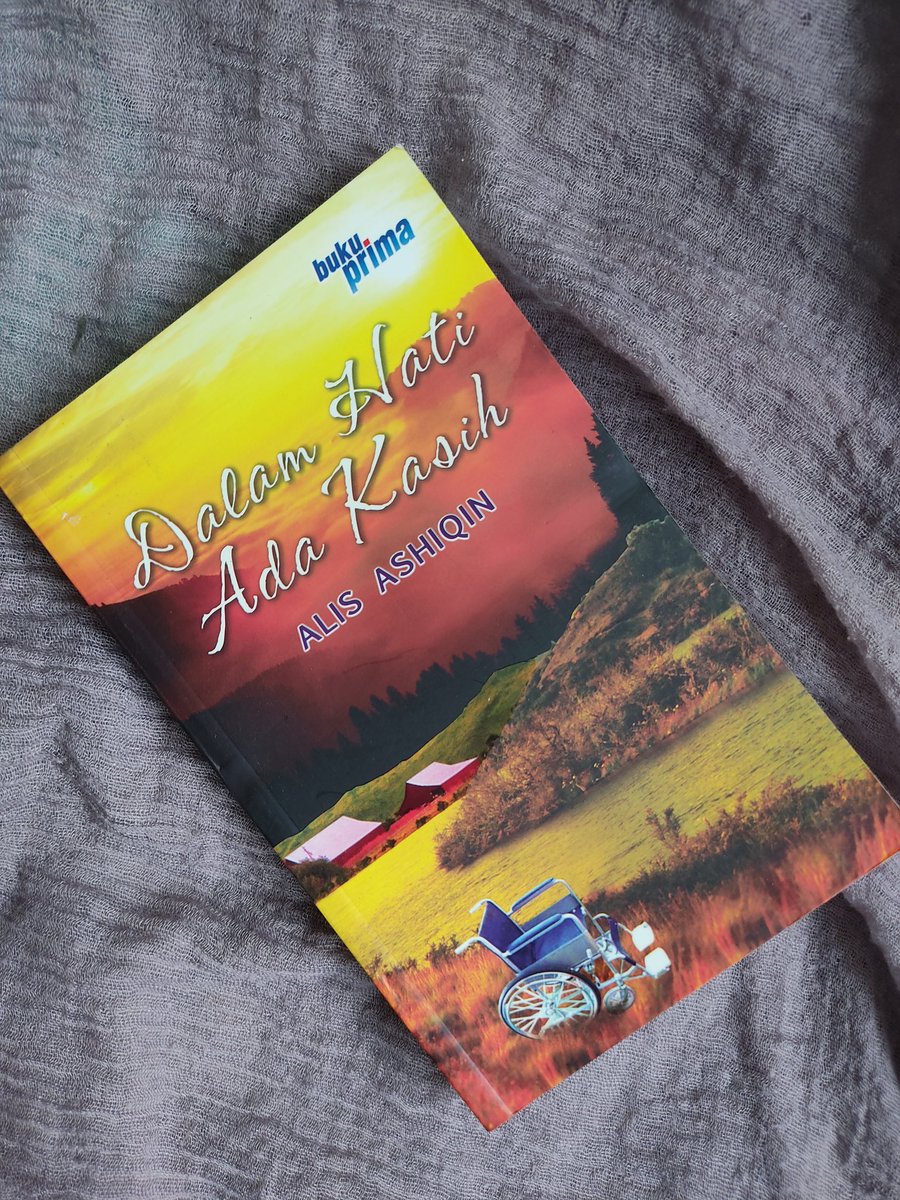 craftmalaysia's tweet photo. 📚 QUICK GIVEAWAY 📚
Just follow me, RT this tweet and comment which books you like to win!
2 Winners to win 2 books each 😍😍💜❤️ https://t.co/Zc6MC42WUw