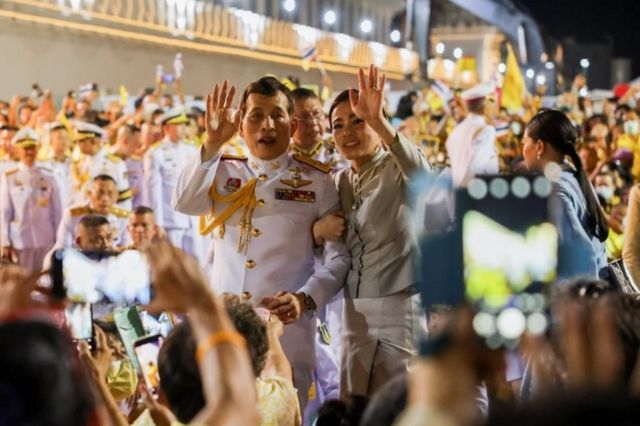 Monw22's tweet photo. #น้ําใจของคนไทยเป็นเลิศ https://t.co/cWSvzig9iY