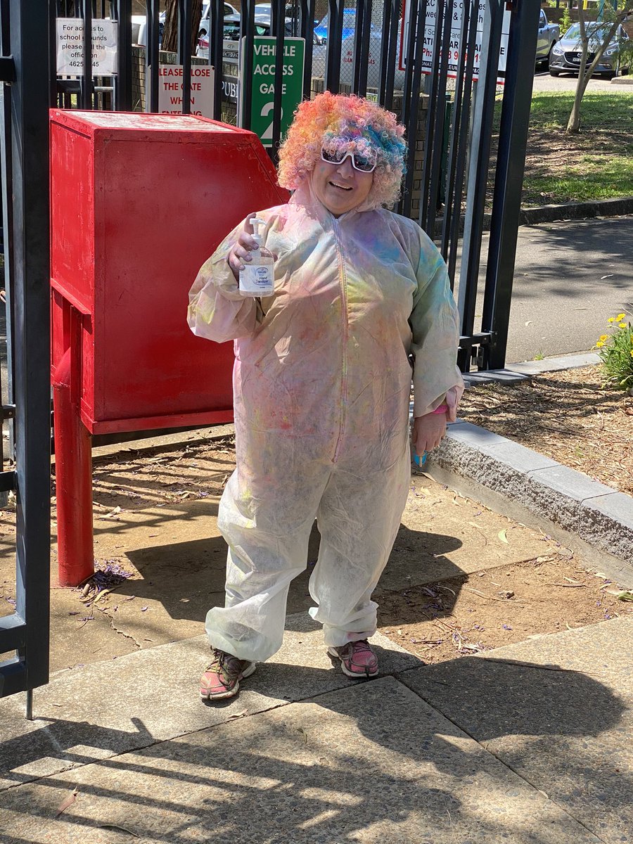 Leumeah PS (@leumeah_ps) on Twitter photo Only our finest representative at the front gate #colourexplosion #leumeahlearners <a href="/JoFair4/">Joanne Fair</a> Only our finest representative at the front gate #colourexplosion #leumeahlearners <a href="/JoFair4/">Joanne Fair</a>