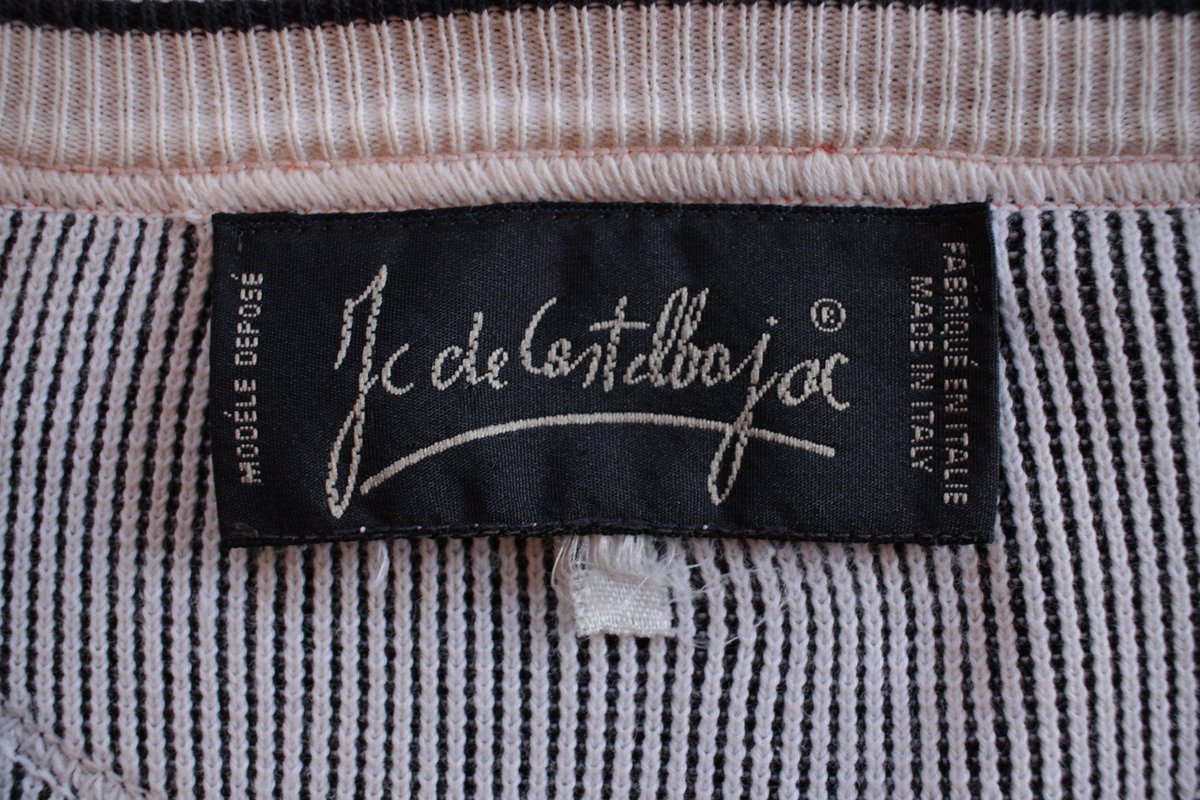 Rebirth_0503's tweet image. Italy製 "CASTELBAJAC" Knit Sweater!!
#castelbajac
#italymade
#madeinitaly
#カステルバジャック