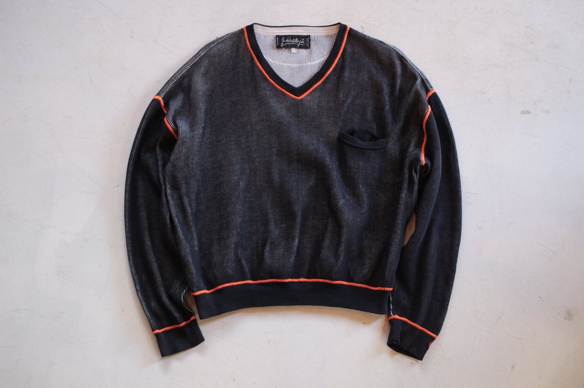 Rebirth_0503's tweet image. Italy製 "CASTELBAJAC" Knit Sweater!!
#castelbajac
#italymade
#madeinitaly
#カステルバジャック