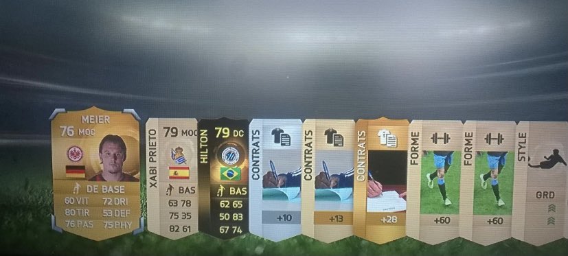 NumpsiAR's tweet photo. Il y a 6 ans jour jour, j’étais sur #FUT15 et j’étais le plus heureux d’avoir pack Hazard Reus et un boost ! https://t.co/gDBgyk4WfV