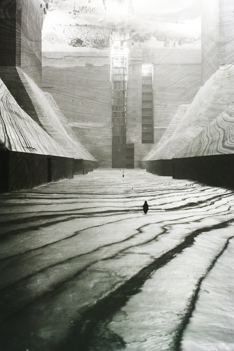 cobalint's tweet photo. The Royal Hungarian salt mine of Désakna, in present-day Romania. https://t.co/cvykEyT5Y2