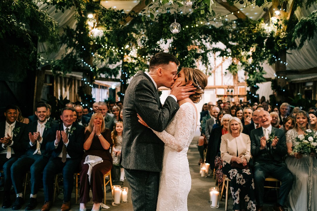 leeallisonphoto's tweet photo. This is what its all about! The love of two people witnessed by there loved ones regardless of the number <3
Have a great weekend x
.
.
.
.
#southfarmwedding #southfarmweddings #southfarm2019 #2019wedding #southfarm #londonweddingphotographers #europeweddingphotographer #barcel https://t.co/fHInUwvvgb