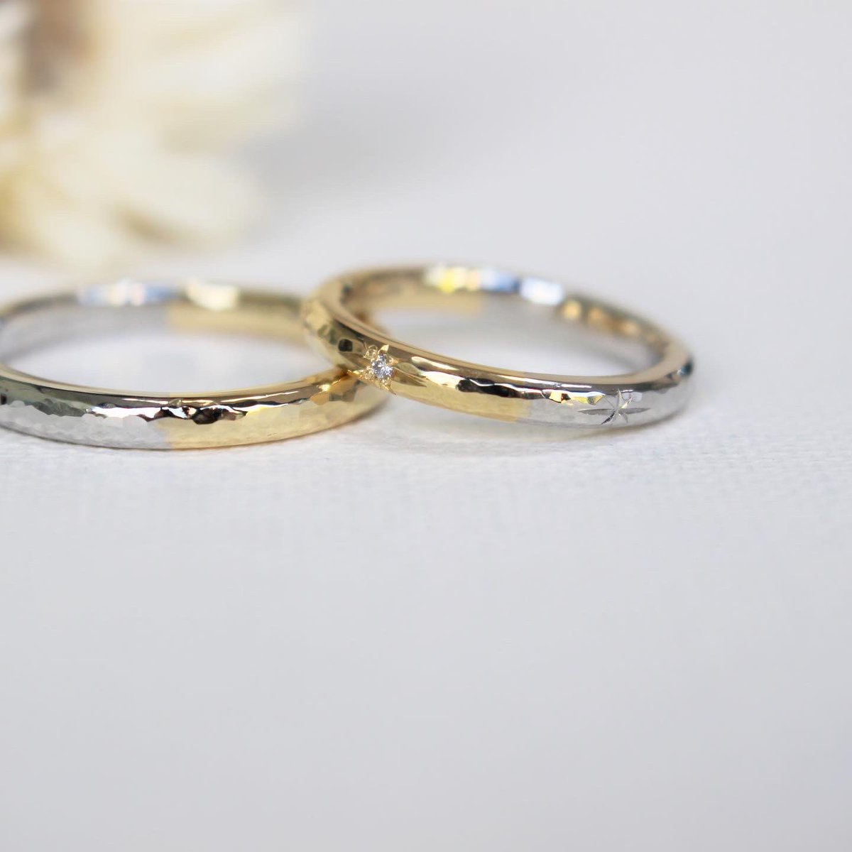 手作り指輪のお店 M Studio 内側には記念日 お二人のお名前と I Love You の手話を 可愛いイラスト ﾟ 結婚指輪 マリッジリング 手作り指輪