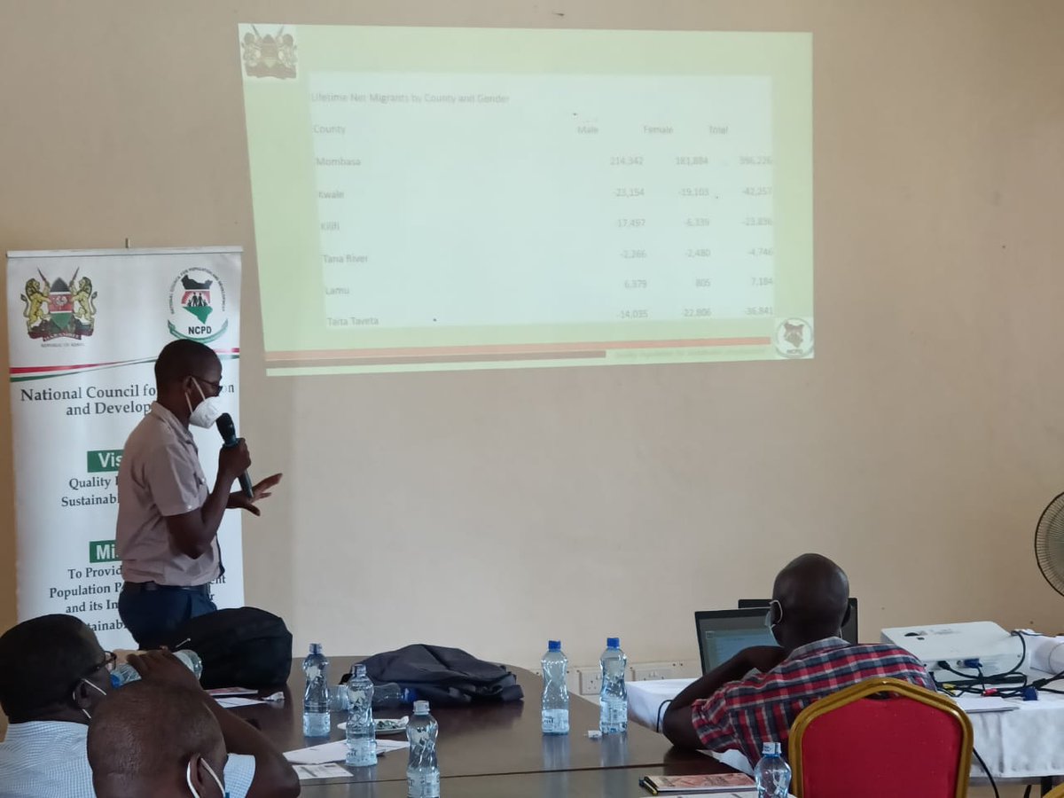 13. / #LamuCounty ; Mr. <a href="/stevesdams/">stephen Ndambuki</a> of NCPD Coast Region Office, present the <a href="/LamuCountyKe/">Lamu County</a> Population profile to stakeholders during the CCF on Review of the #PopulationPolicyKe at Kefri Center today
<a href="/DrAbeySheikh/">Dr Mohamed A .Sheikh</a> <a href="/BeatriceOkundi/">Beatrice Okundi</a> @PRB_Kenya @DSWKenya <a href="/Planning_Ke/">PlanningKE</a> <a href="/MYWO_KENYA/">Maendeleo Ya Wanawake Organization</a>