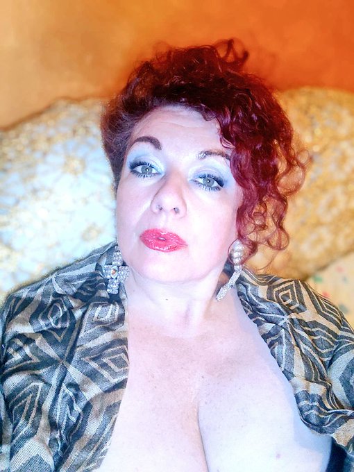 Vi aspetto sabato 28-11-20 alle ore 16:00 per interagire con me in uno show davvero 🌶️🌶️🌶️ e senza censura<a href="/tag/model"class="tags"><span>#model</span></a><a href="/tag/beautiful"class="tags"><span>#beautiful</span></a><a href="/tag/actress"class="tags"><span>#actress</span></a><a href="/tag/flowers"class="tags"><span>#flowers</span></a><a href="/tag/star"class="tags"><span>#star</span></a><a href="/tag/artist"class="tags"><span>#artist</span></a>