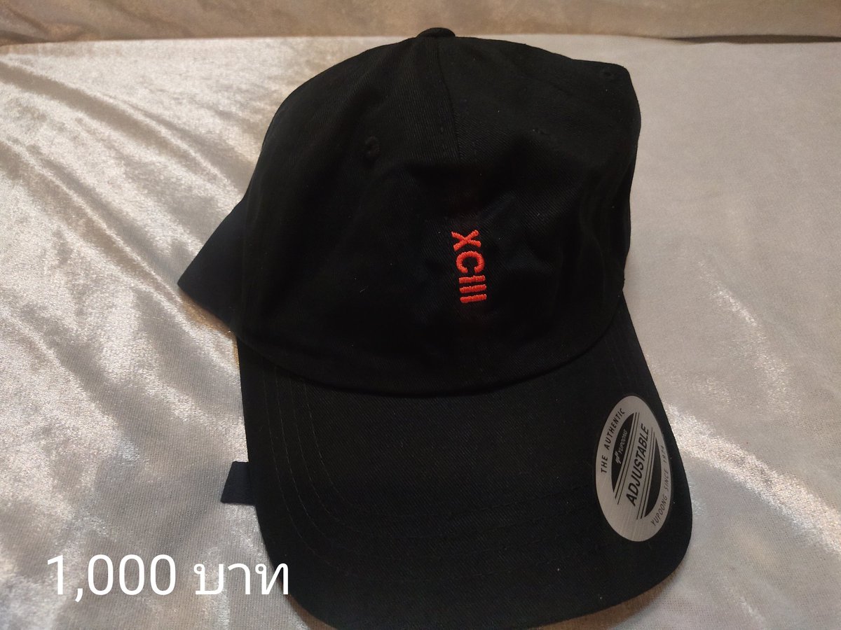 bambamonlyu's tweet photo. [pls RT] ขายลดราคาขาดทุนไปเลยจ้า  ส่ง 30/50 #ตลาดนัดอากาเซ #ขายของสะสมgot7 #LeexBambam #MarkxRepresent
  
33.หมวก MarkXRepresent 1,290 ลดเหลือ 1,000 
34.เสื้อฮู้ด LeexBamBam 2,890 ลดเหลือ 2,300
35. Postcard EST 530 ลดเหลือ 350
36. VOICE KEYRING 650 ลดเหลือ 450 https://t.co/xGLbHaocaC