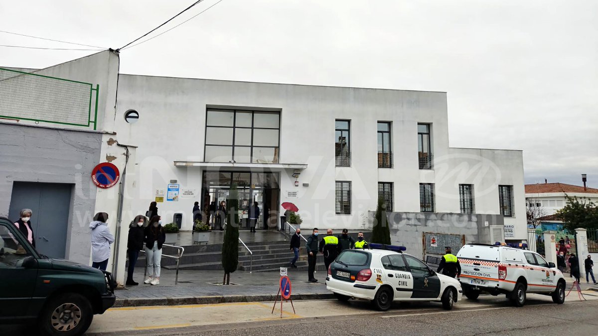 🔴#ÚltimaHora | A primera hora de la mañana ha comenzado el cribado masivo que desarrollara la Junta de Andalucía hasta las 14:00. Se espera conocer los resultados por la tarde.

Ampliaremos la información en nuestras RRSS y a partir de las 21:00 en #Noticia Montilla Televisión