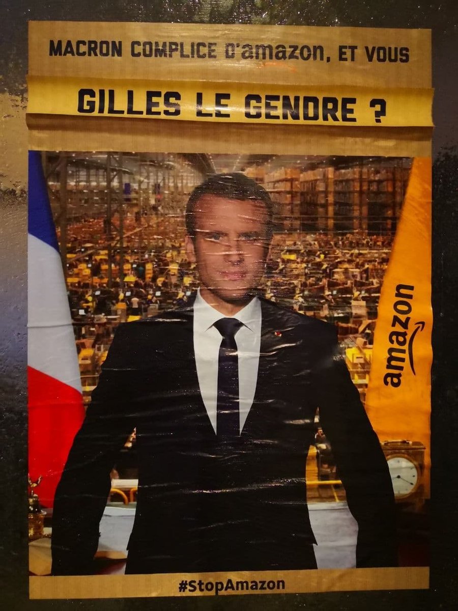 actionclimat75's tweet photo. Cette nuit, des activistes et citoyen·nes sont allés devant les permanences des député·es @LaREM_AN pour exiger un moratoire pour geler la construction des entrepôts de e-commerce en 🇫🇷. Ce moratoire est le dernier rempart pour dire #StopAmazon. 👇 https://t.co/P5H7BXwp4y