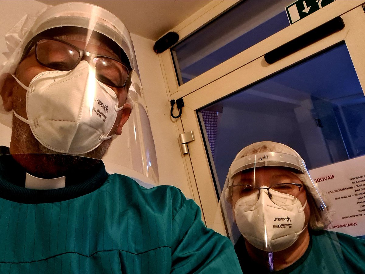 Bil v DSO. Faranka se poslavlja s tega sveta. Videl čutečo skrb in ljubezen medicinskega in dru. osebja. Z občuteno pozornostjo negujejo in pripovedujejo o oskrbovancih. 
Bogu hvala za vse zdravstveno in drugo osebje, ki po DSO-jih in bolnišnicah skrbi za ljudi.
Iskrena zahvala.