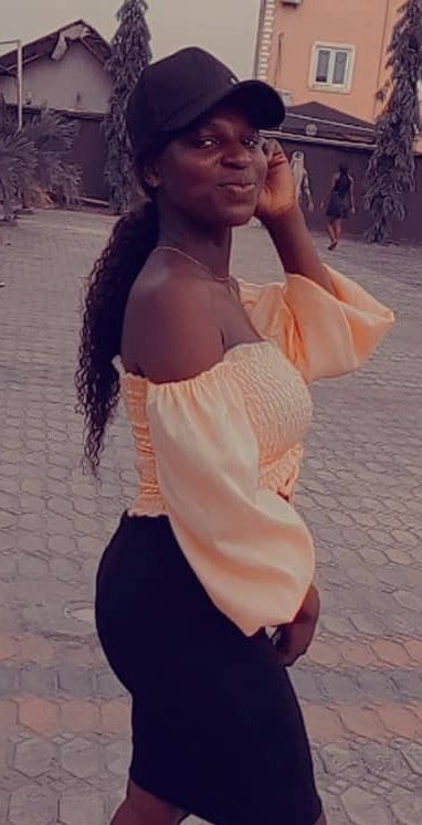 Auntyadaa's tweet photo. Missing person!!

.
Oluwaseyi was sent on an errand to the market at Agbara around badagry, Since wednesday. No one has seen or heard from her since then. 

.
Please retweet🙏🏼 https://t.co/Z3HqFxihnd