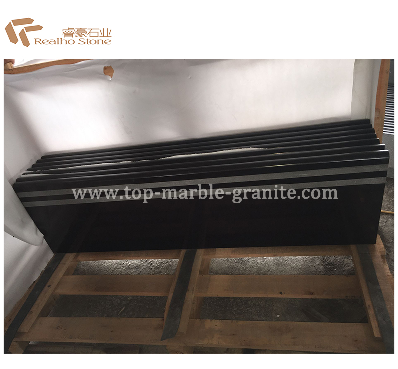Chinese Black Granite Stair Steps Tiles with Sandbasalted Anti-slip strip #blackgranite #granitetiles #granitesteps #blackgranitesteps