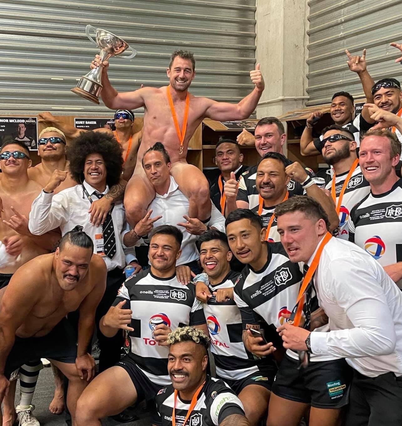 Ultimate Rugby on Twitter: "Another trophy, another picture of Kurt
