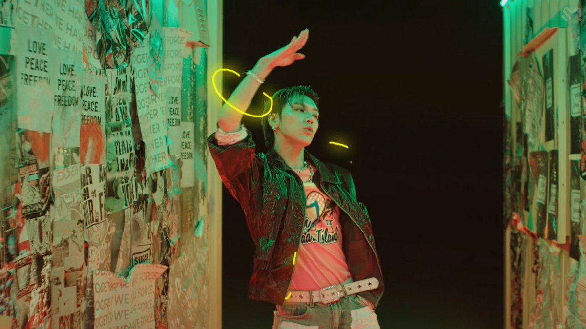 Fz_Fang's tweet image. ตัวแสบ เห็นรอยสักแว้บๆ เท่มาก 😭 #WorkIt_MV