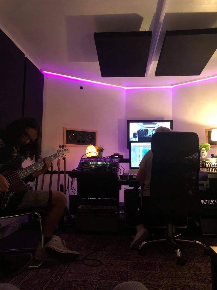 T O M O R R O W

Our debut single “The Rain” is being released tomorrow on all streaming platforms!

Last chance to pre-save the song into your playlists by using the link below! 👇

ditto.fm/the-rain-zooke…