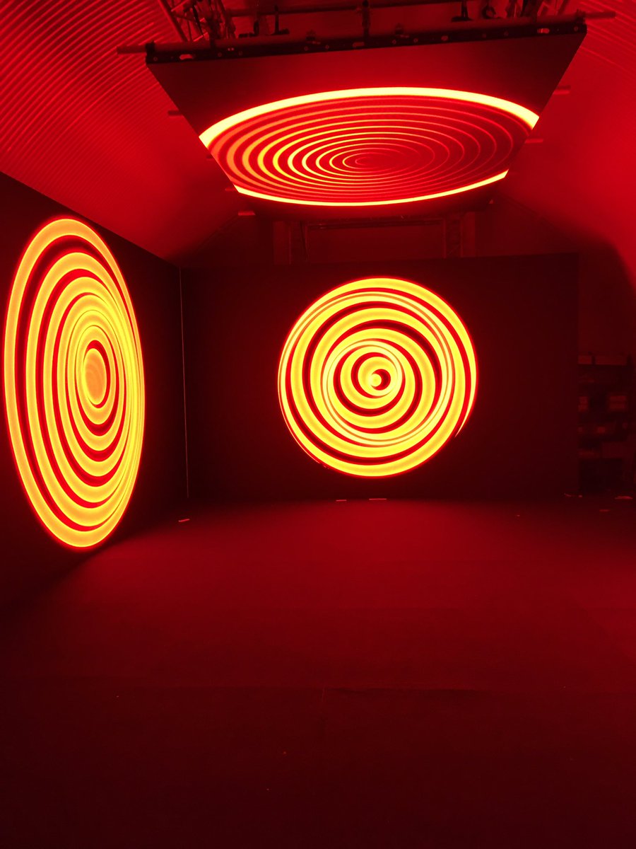 LDNAudioVisual's tweet image. Having a fun day experimenting with graphics in the virtual studio with @teleportvirtualstudios  Which one is your favourite? #virtualproductions #ledscreens #ledgraphics #ledgraphicdesigns #unreal #filmproduction #londonaudiovisual #teleportvirtualstudios