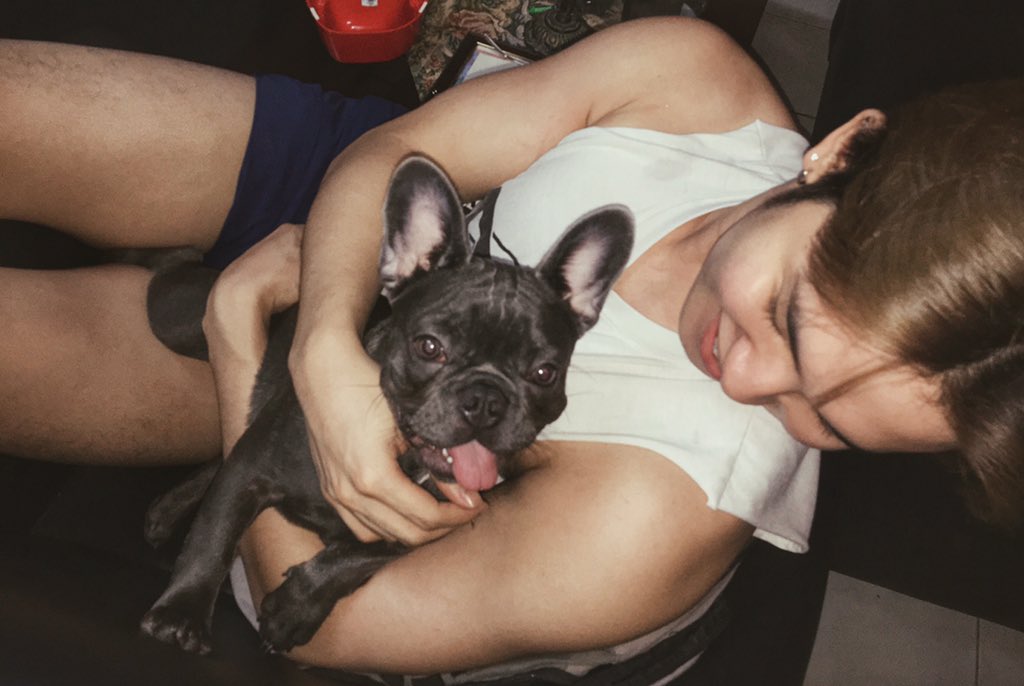 JanSilverio's tweet photo. Yup, she likes cuddles 🥰 https://t.co/eY8C3O7Ksn