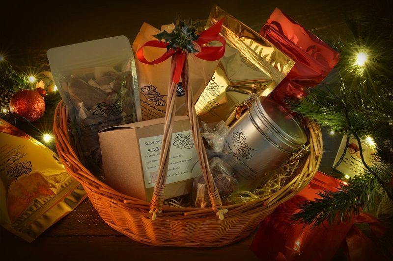 realcoffeebag's tweet photo. #BlackFriday  #Discounts on #Christmas #Hampers and Other #Coffee Bag Products 30% 0ff. https://t.co/YoaExb23p3 https://t.co/L3NIz8J3eA