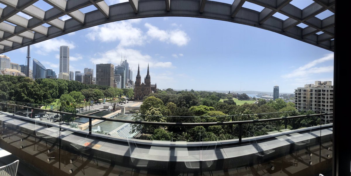 And then if you venture up to the top, you can have lunch in one of the most beautiful spots in Sydney! This is the view from the new cafe!  #AUReopening  29/n