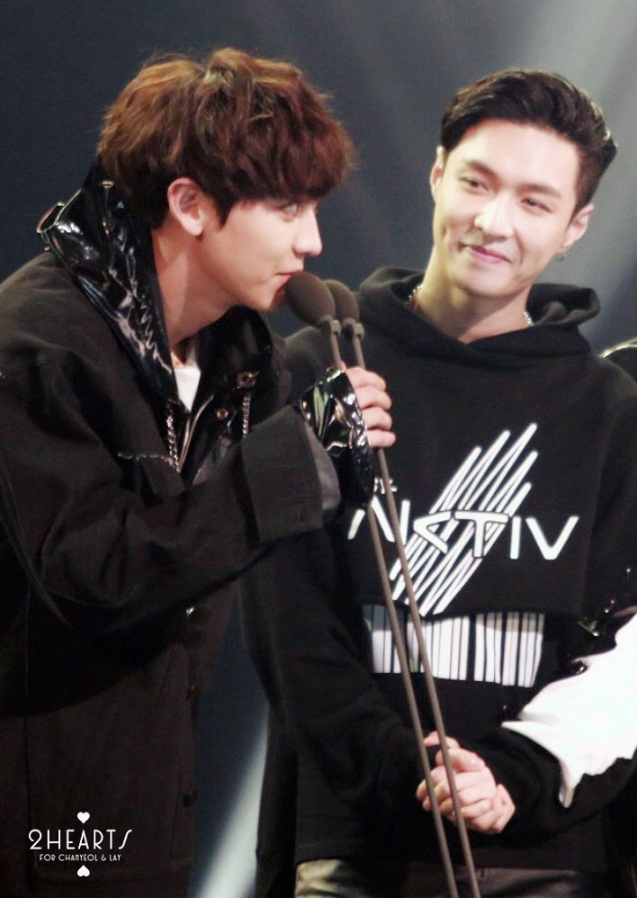sincerelyUrs17's tweet photo. 39.
So proud of you Yeol
@layzhang 🦄❤️
#HappyChanyeolDay #ChanLay
#LAY #ZhangYixing #张艺兴 #장이씽 #레이 #EXO @weareoneEXO https://t.co/MqgzawBp1M