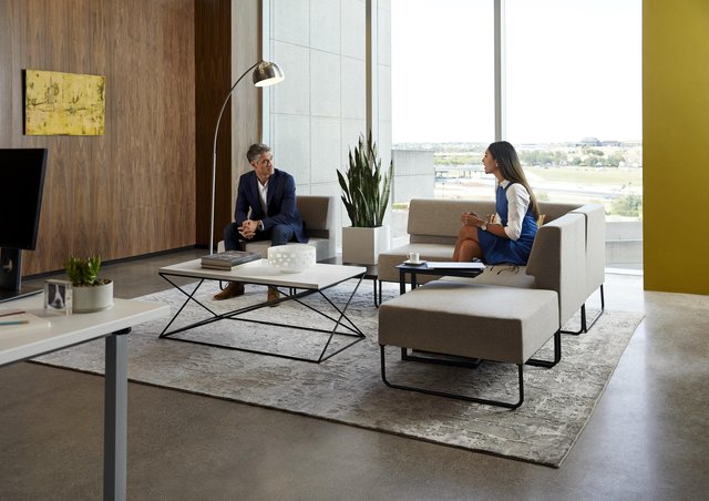 TheShloka's tweet photo. Vari Redefines The Future Of The Office https://t.co/UPY0m3lKuf https://t.co/newhQmEMkC