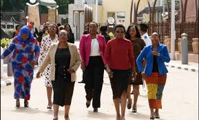 Princess_mcute's tweet photo. Wengi wanamuona @halimamdee,@esteramosbulaya, #Matiku na wenzao walioapa bungeni kama wasaliti, Lakini aminini kwamba, kuna kundi na nguvu kubwa iliyo nyuma yao na ndani yao ni viongozi wandamizi wa @chadematz https://t.co/s6fc1PUWEm
