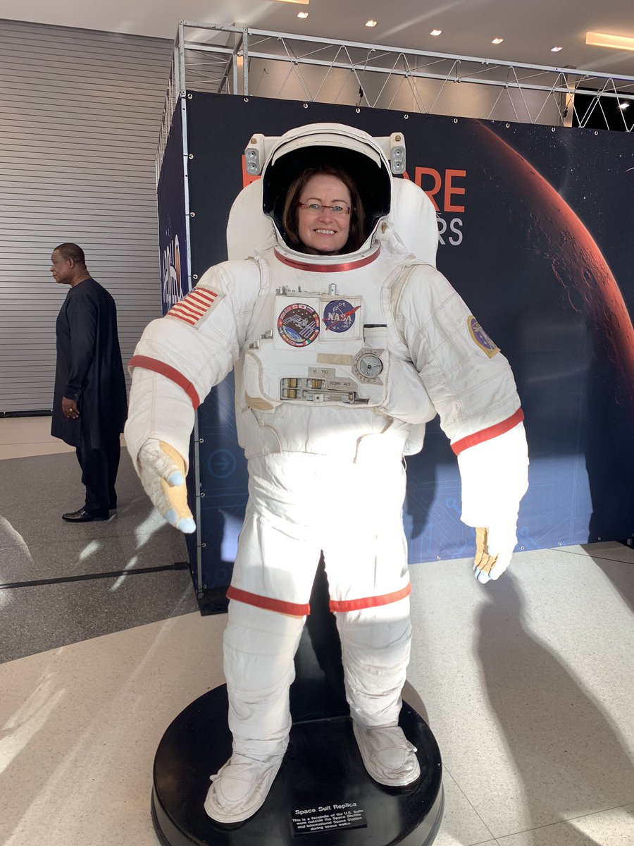 a_grotheer's tweet photo. Thank you #USA for some of the most amazing days of my Life! Happy Thanksgiving! #Americanweek #USADays  #GermanAmericanFriendship U.S. Consulate General Hamburg https://t.co/bwkpW4psWx