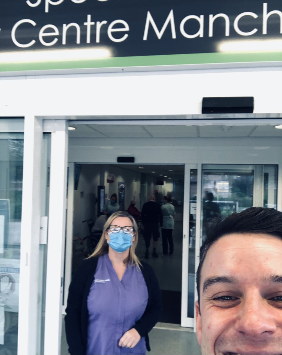 Next stop on @CssFlu mega vaccine day and back at the Sharston Clinic for the final few of our team doing their amazing work there. #whatsnewflu #ivehadmyflujab <a href="/MFT_CSS/">MFT_CSS</a> <a href="/MFTnhs/">MFT NHS</a>