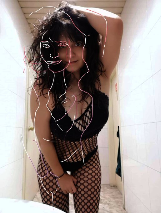 Atentos Solo hoy ✌🏼 https://t.co/fnfuVEJO1m<a href="/tag/barcelona"class="tags"><span>#barcelona</span></a><a href="/tag/blackfriday"class="tags"><span>#blackfriday</span></a><a href="/tag/piel"class="tags"><span>#piel</span></a><a href="/tag/catalunya"class="tags"><span>#catalunya</span></a><a href="/tag/latigo"class="tags"><span>#latigo</span></a>