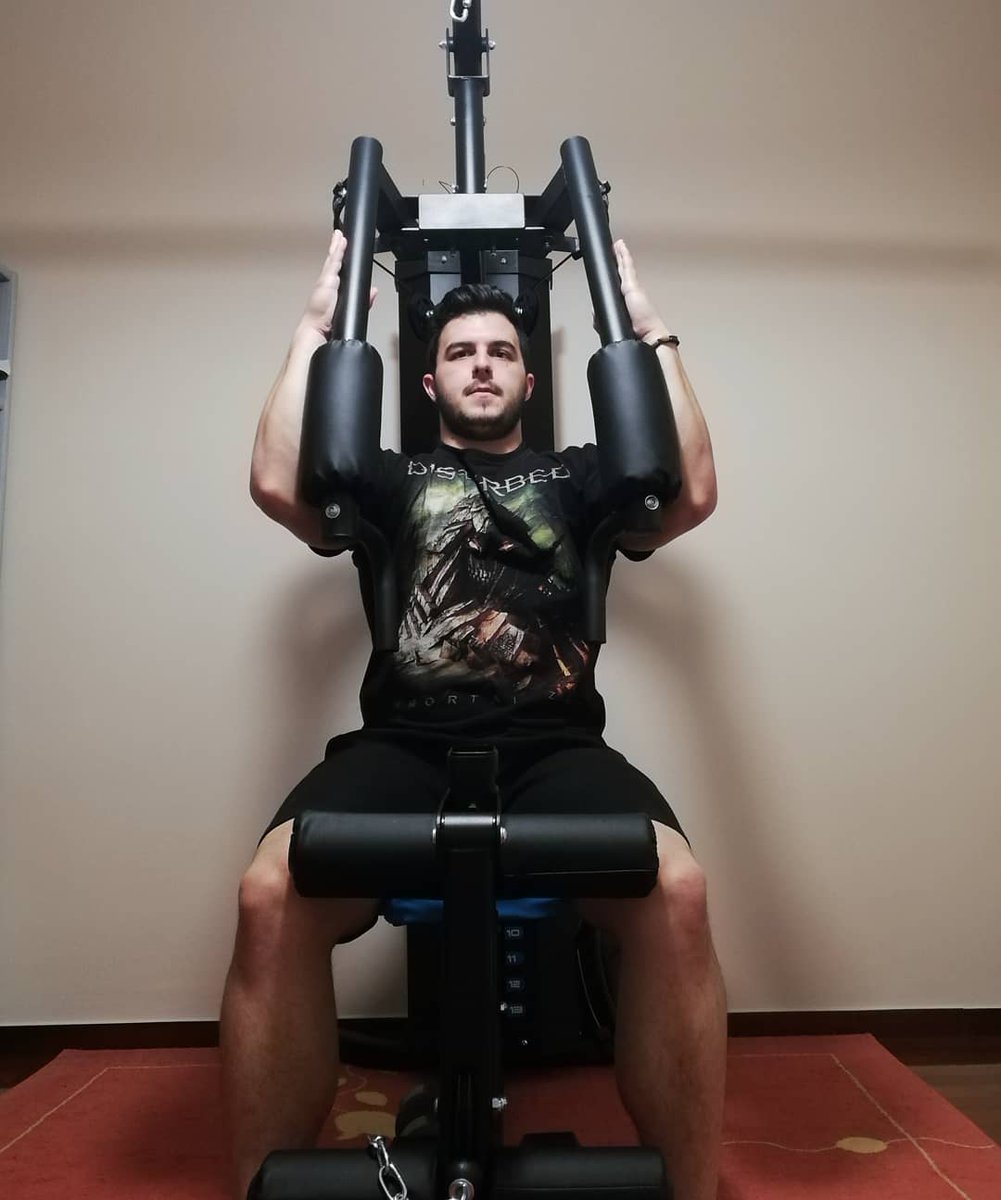 EmmanuellyFit's tweet photo. #TGIF: Get ready for the weekend with some pec deck exercises 💪
Follow and stay tuned for more fitness motivation.
#workout #pecdeck #fitness #bodybuildinglife https://t.co/phxvqu86yN