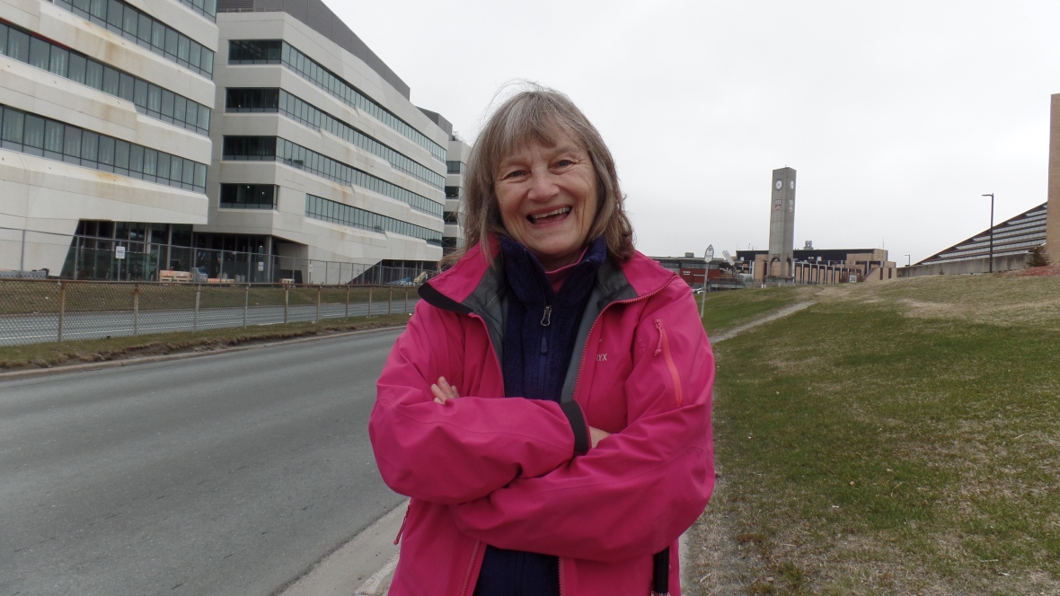 sjmorningshow's tweet photo. Coming up, should the city of St. John's ban crosswalk buttons?
Elizabeth Yeoman and Debbie Wiseman are with local pro-pedestrian group Challenge Car Culture. 
@ramraajh @KrissyHolmes #nltraffic #cbcnl https://t.co/5h2UVfyQdm
