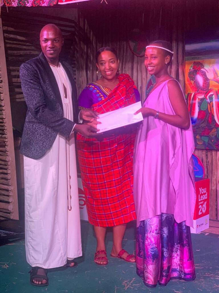 EAC_yap's tweet photo. Our own Youth Ambassadors @Mbabaziclemenc1 and @annitakomie Emerged winners on @YouLeadSummit Cultural attire and fashion night
#DevelopmentIsPeople https://t.co/vSb2GrSJ2Q