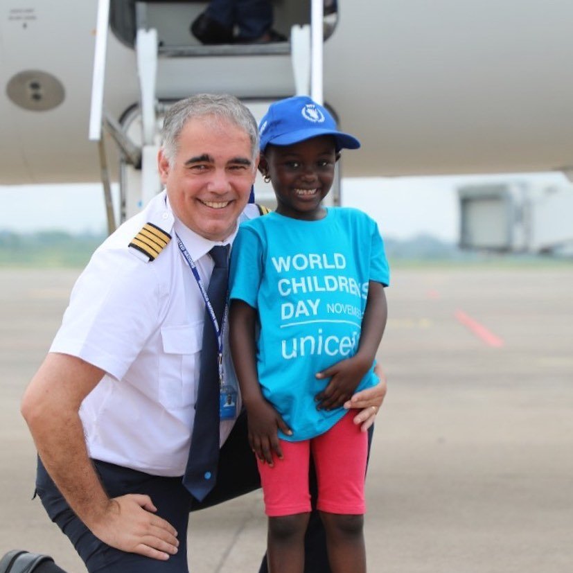 ALSLTD's tweet photo. The joy of our young first time passengers can brighten anyone’s day.
#aircraft #airplane #aviation #embraer #embraerstories #erj #erj145 #aviationpic #aviator #crewlife #pilot #pilotsofinstgram #unhas #unicef https://t.co/QTTcVvGjZe