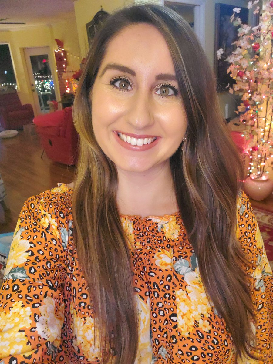 RaysTwinLizzie's tweet image. Happy Thanksgiving to my #TwitFam!! Hope you all had a beautiful day with those you love!! I'm so thankful to have you all &amp;amp; baseball in my life!! 🧡⚾️😘🦃🎊 #Thankful #Blessed #Grateful