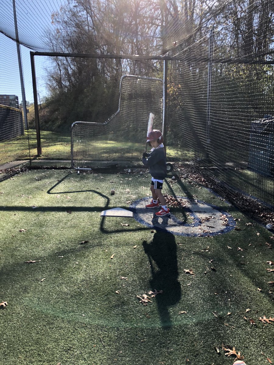 brentjones4's tweet photo. Before supporting @TroyTrojansMBB Jax and I took batting practice at my ole stomping grounds... UNCA. Started my college baseball career in Asheville &amp; spent my first year &amp; half in college playing ball for the UNCA Bulldogs. Pretty cool moment as I have not been back in 20 years https://t.co/eP74qBiUIR