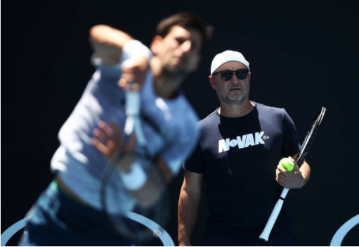 Vajda: Novak tiene la meta de acabar más años como número 1 del mundo https://t.co/XzC6m94EP9 #Tennis https://t.co/iu159Vuh7p