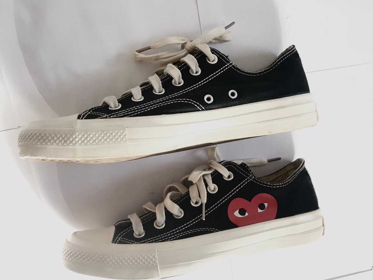 _footed's tweet image. NEW STOCK AVAILABLE⚡️⚡️.Please retweet, my customer is on your TL🙏🏼

First frame : Converse Chuck Taylor | size 44| #10,000

Second frame : All Stars Warrior| size 40| #7,000

Third frame : Adidas Superstar 2| size 42| #6,000

Please Retweet and Send a DM to order⚡️⚡️ @_DammyB_