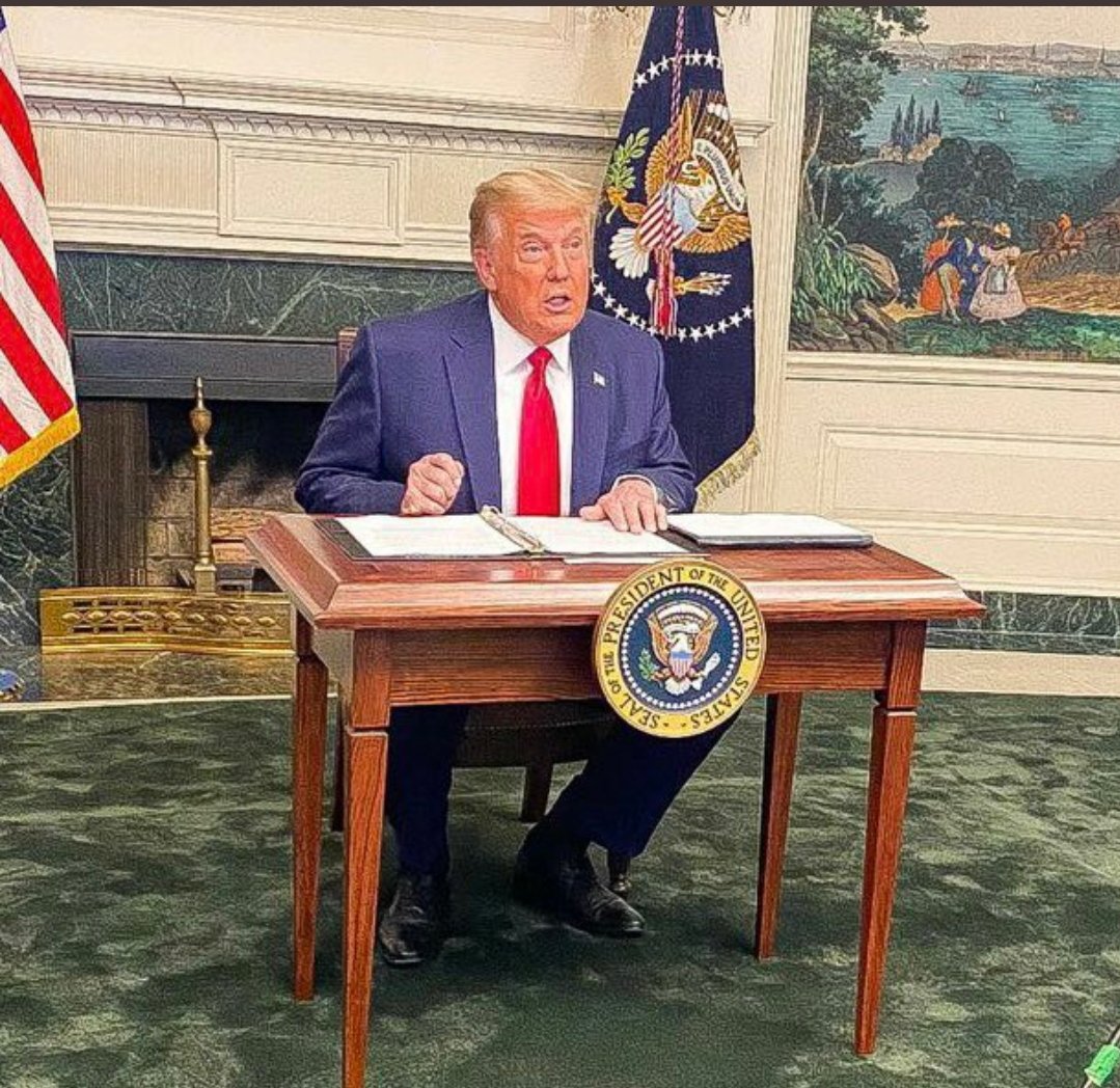 @realDonaldTrump Lol, the problem with this is that you're NOT a lion. A lion doesn't have to sit at the little boys table.
A lion doesn't have to remind anyone that he's a lion. But you ARE a-lyin'.
Spelling, little guy. https://t.co/yRi47tAPun