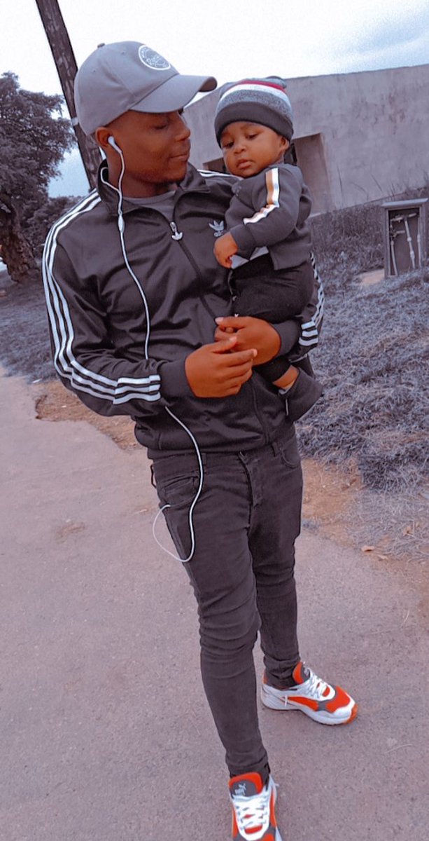soft_da_rapper's tweet photo. An everyday friend of mine with true love & loyalty❤️ #Awonke https://t.co/swVOvUnlHt