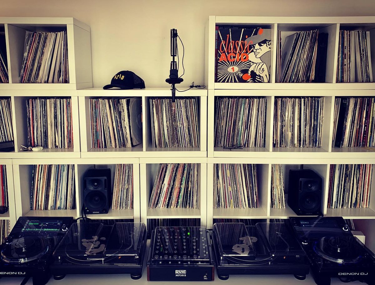 Decksaver's tweet photo. Thank you to the legend that is @bushwacka 🙌

'Thank you decksaver for the wicked covers. Mission accomplished 🙏🏻🎧🎶' 

#djbooth #bushwacka #decksaver ( #📷 @bushwacka ) #sc6000 #technics #1200 #1210 #ranemp2014 #ranedj https://t.co/5jMKwDQcVX