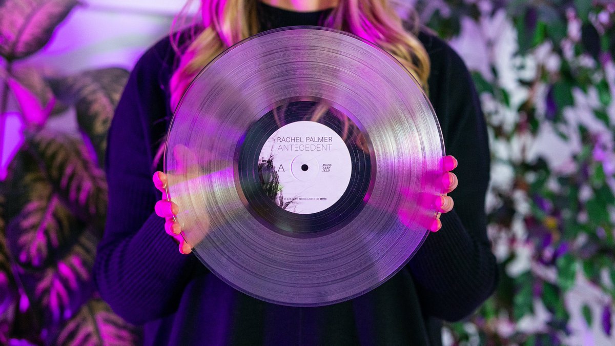 modularfield's tweet image. A wonderful release day to everyone. Rachel Palmer - Antecedent is out today! 

Limited edition vinyl with augmented reality book only on Bandcamp or ask your local record dealer for the 180g transparent 12" standard edition.

❯❯ rachelpalmer.bandcamp.com/album/antecede…