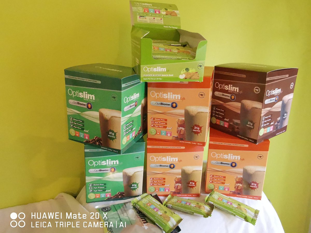 LEMMINGINVESTOR's tweet photo. @Rathean2 I bought a shipment from Australia. 2 weeks later arrive. They are a fantastic product. Great tasting shakes, smooth, not grainy and not much difference on the hunger suppression.
As you can just about tell, the power is finer than GoFigure.
#optislim https://t.co/xs1qvst6fo