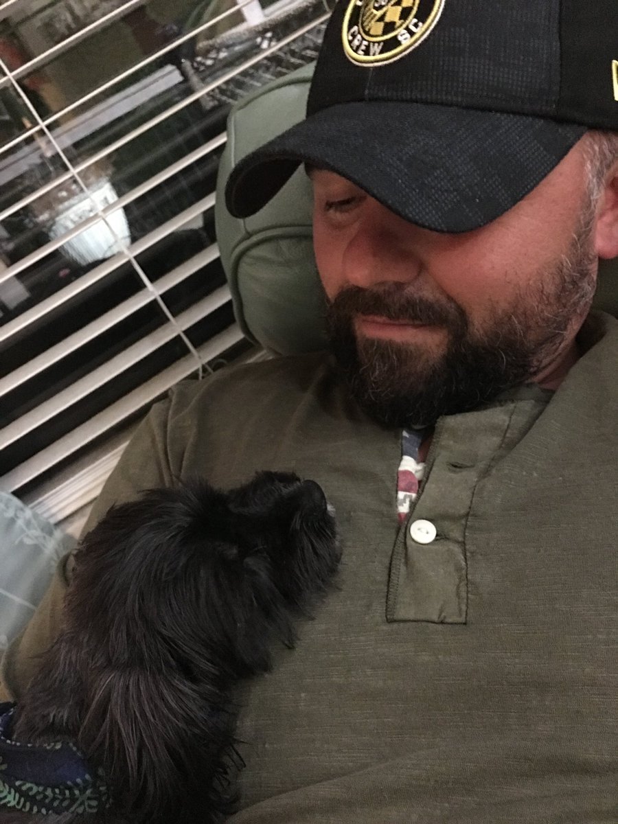 CrewPup96's tweet photo. Happy belated Thanksgiving #Crew96 fam #CrewPuppyDad #CrewPup https://t.co/eQkTvBCrFg