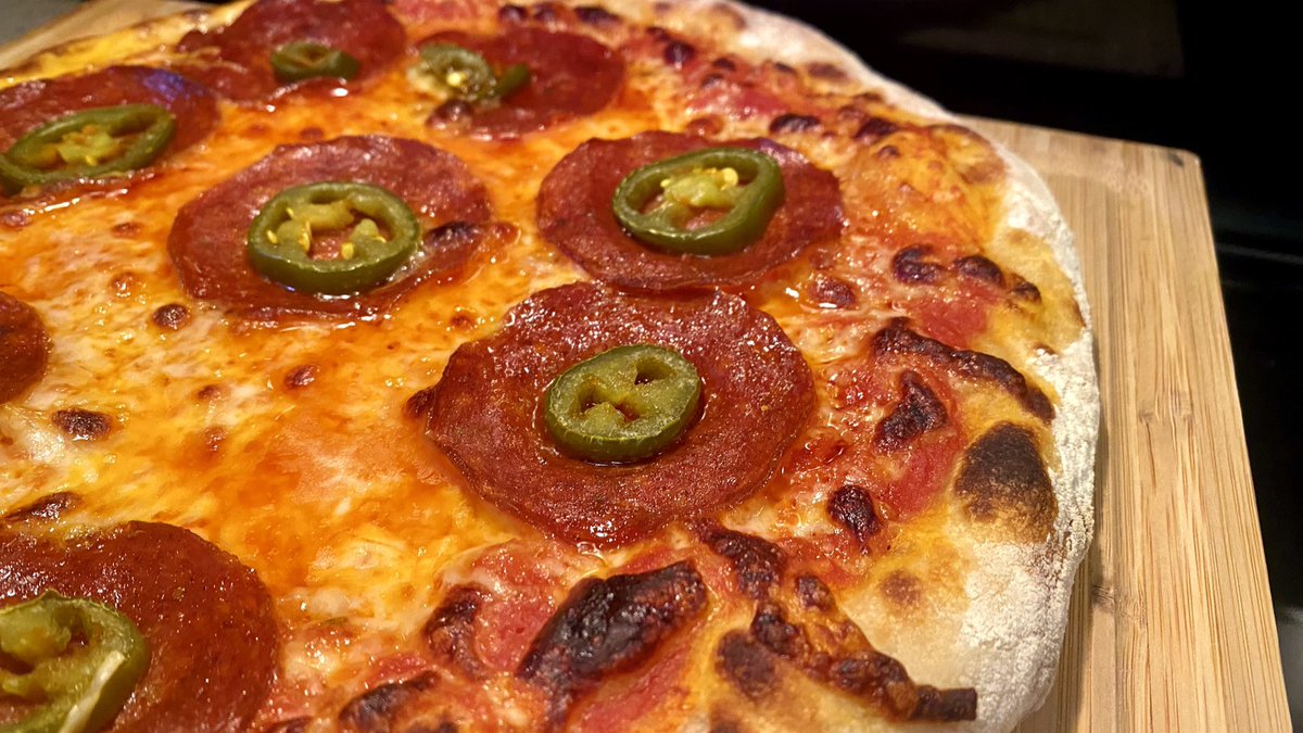 rachelmlarue's tweet photo. #thanksgivingpizza! We decided since it was just @erikuecke, we didn’t really want a #traditionalthanksgiving. We opted for #pizzafromscratch. Erik used our #sourdoughstarter to make the crust. #homemade #thanksgivingdinner https://t.co/ZkOJodi8Op